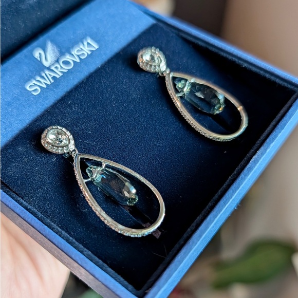 Swarovski Austrian Gray Crystal Teardrop Earrings